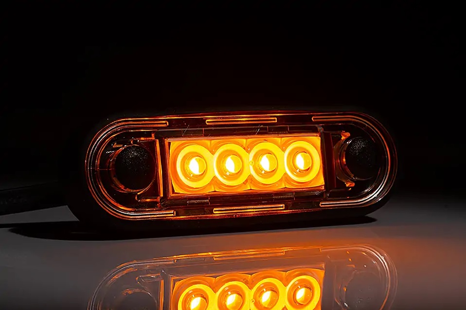 LED Positionsleuchte orange 12-36V oval mit Kabelanschluss - WAMO